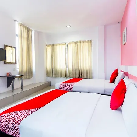 OYO 162 FB Hotel
